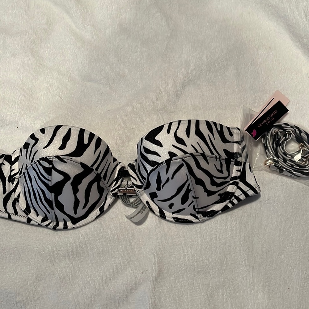 Victorias Secret Animal Print Bikini Top 36B